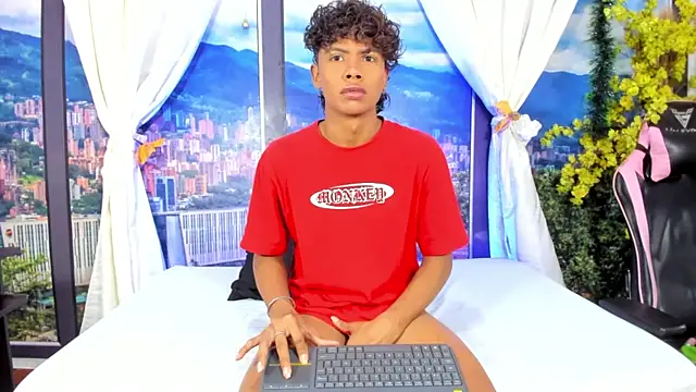 MilthonDelis online show from 12.14.25