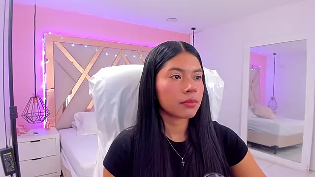 Snapshot of samantaa_shy chatting on 03.01.26 samantaa shy online show from 03.01.26