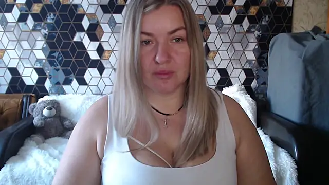 NikaSkylink online show from 02.11.26