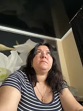 Liza Will online show from 10.18.25