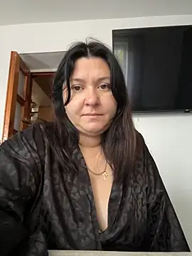 Liza Will online show from 11.18.25