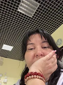 Liza Will online show from 12.14.25