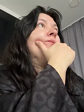 Liza Will online show from 02.14.26