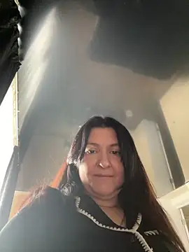 Liza Will online show from 04.23.26