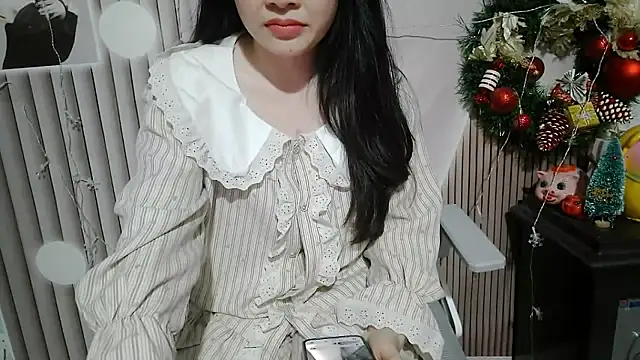 Snapshot of Emachiii chatting on 01.19.26 Emachiii online show from 01.19.26