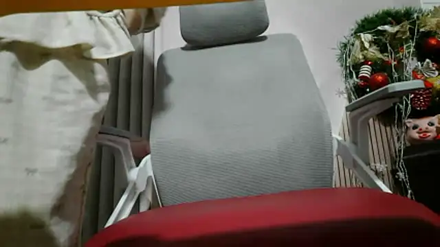 Snapshot of Emachiii chatting on 02.25.26 Emachiii online show from 02.25.26