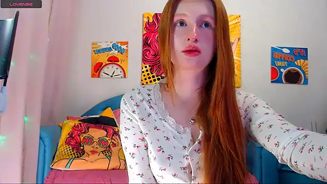 LuxXAngel online show from 12.21.25