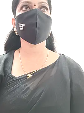 Snapshot of shivani27 chatting on 10.09.25 shivani27 online show from 10.09.25