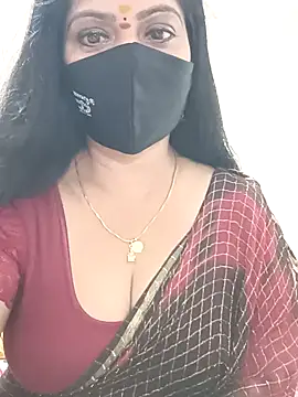 Snapshot of shivani27 chatting on 06.10.26 shivani27 online show from 06.10.26