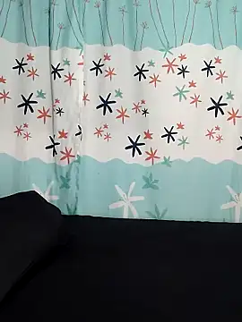 AntonelaMorriz online show from 11.24.25