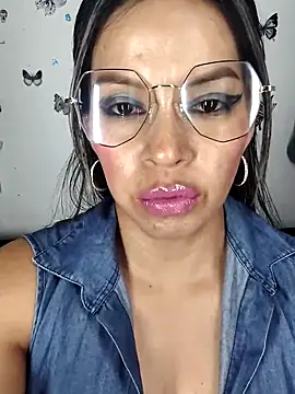 AntonelaMorriz online show from 12.19.25