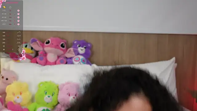 Victoria Curly online show from 11.15.25