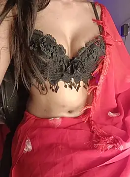 Snapshot of queen_girl_ chatting on 10.06.25 queen girl online show from 10.06.25