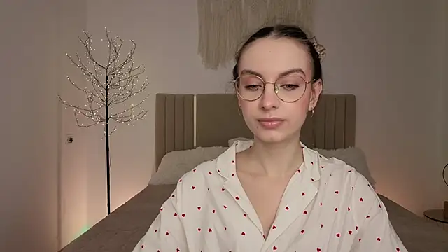 Real cutie1 online show from 03.26.26