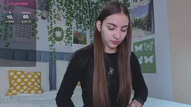 Ashley Pierce online show from 10.04.25