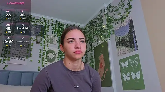 Ashley Pierce online show from 11.06.25