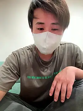 Snapshot of TinTin3432 chatting on 09.23.25 TinTin3432 online show from 09.23.25