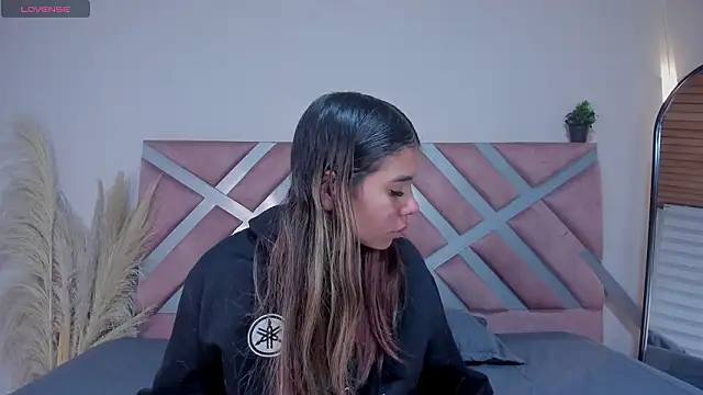 Rachell criss online show from 03.28.26