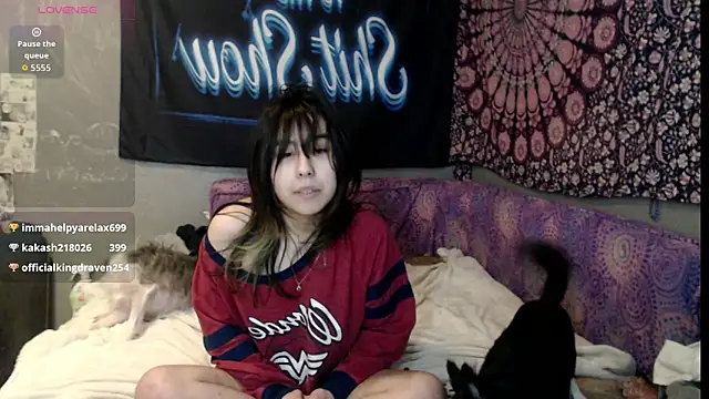 London Ray online show from 09.21.25