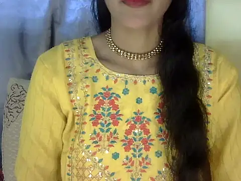 zara Khan0 online show from 09.10.25