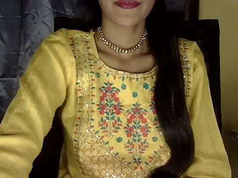zara Khan0 online show from 11.20.25