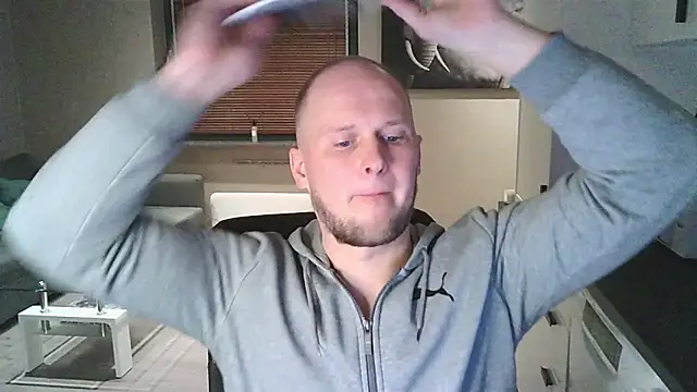 Snapshot of Dartanjanas13 chatting on 10.10.25 Dartanjanas13 online show from 10.10.25