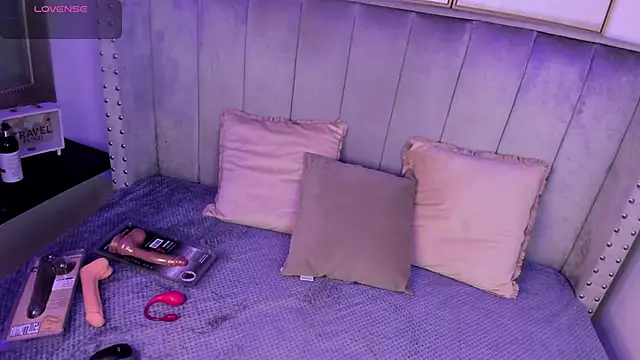 Seshat Hitt online show from 10.10.25