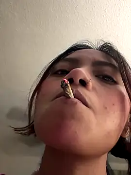 Snapshot of Nia_Desire chatting on 11.20.25 Nia Desire online show from 11.20.25