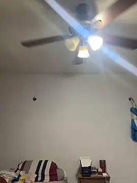 Snapshot of Nia_Desire chatting on 11.27.25 Nia Desire online show from 11.27.25