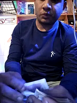 Snapshot of vboli08 chatting on 10.18.25 vboli08 online show from 10.18.25