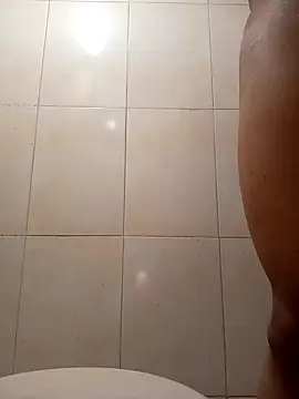 Snapshot of vboli08 chatting on 10.25.25 vboli08 online show from 10.25.25