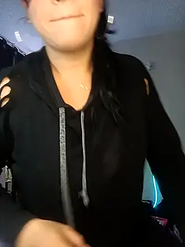 Danniela20 online show from 02.23.26