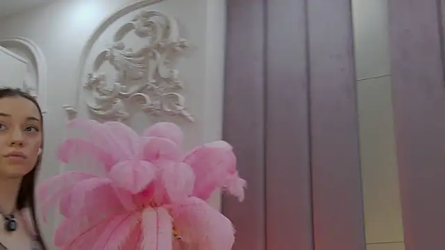 Snapshot of ZoeyNeal chatting on 02.18.26 ZoeyNeal online show from 02.18.26