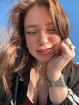 lucy-joy online show from 03.14.26