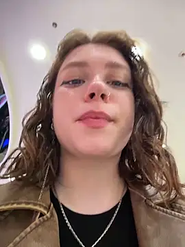 lucy-joy online show from 03.30.26