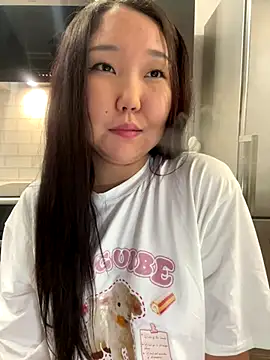 Snapshot of tammy_gun chatting on 12.05.25 tammy gun online show from 12.05.25