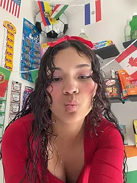 Snapshot of Camilla_Miller01 chatting on 06.26.26 Camilla Miller01 online show from 06.26.26