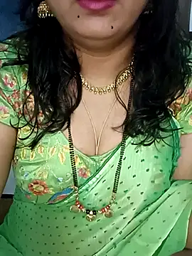 Snapshot of Niharika555 chatting on 05.15.26 Niharika555 online show from 05.15.26