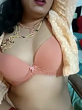 Snapshot of Niharika555 chatting on 07.28.26 Niharika555 online show from 07.28.26