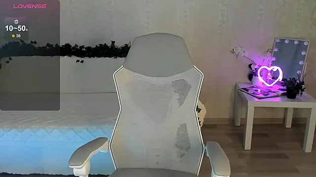 ArleneThomas online show from 10.04.25