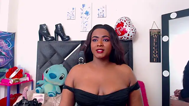 NatashaBella online show from 12.13.25