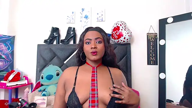 NatashaBella online show from 12.20.25