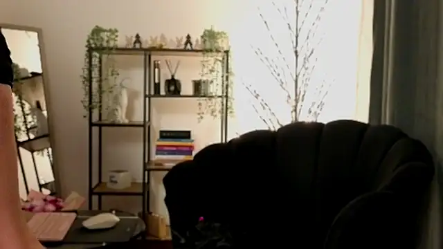 aerisblue online show from 12.04.25