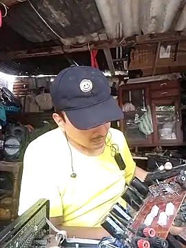 Snapshot of miroqui143 chatting on 09.22.25 miroqui143 online show from 09.22.25