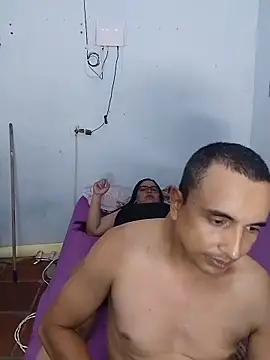 Snapshot of miroqui143 chatting on 10.09.25 miroqui143 online show from 10.09.25