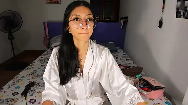 Anais lux online show from 06.04.26