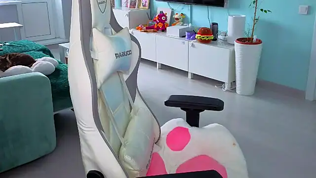 Im suka online show from 03.26.26