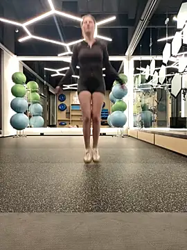 Snapshot of MikotoMisaka chatting on 12.19.25 MikotoMisaka online show from 12.19.25