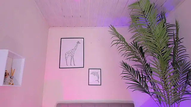 LusyKitty online show from 10.30.25