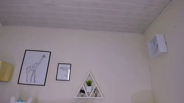 LusyKitty online show from 11.27.25